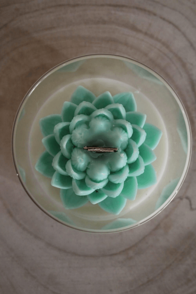 Bougie Lotus vert menthe 