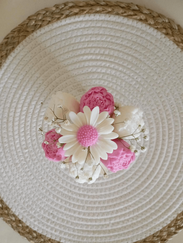 Mini-bouquet de fleurs de cire